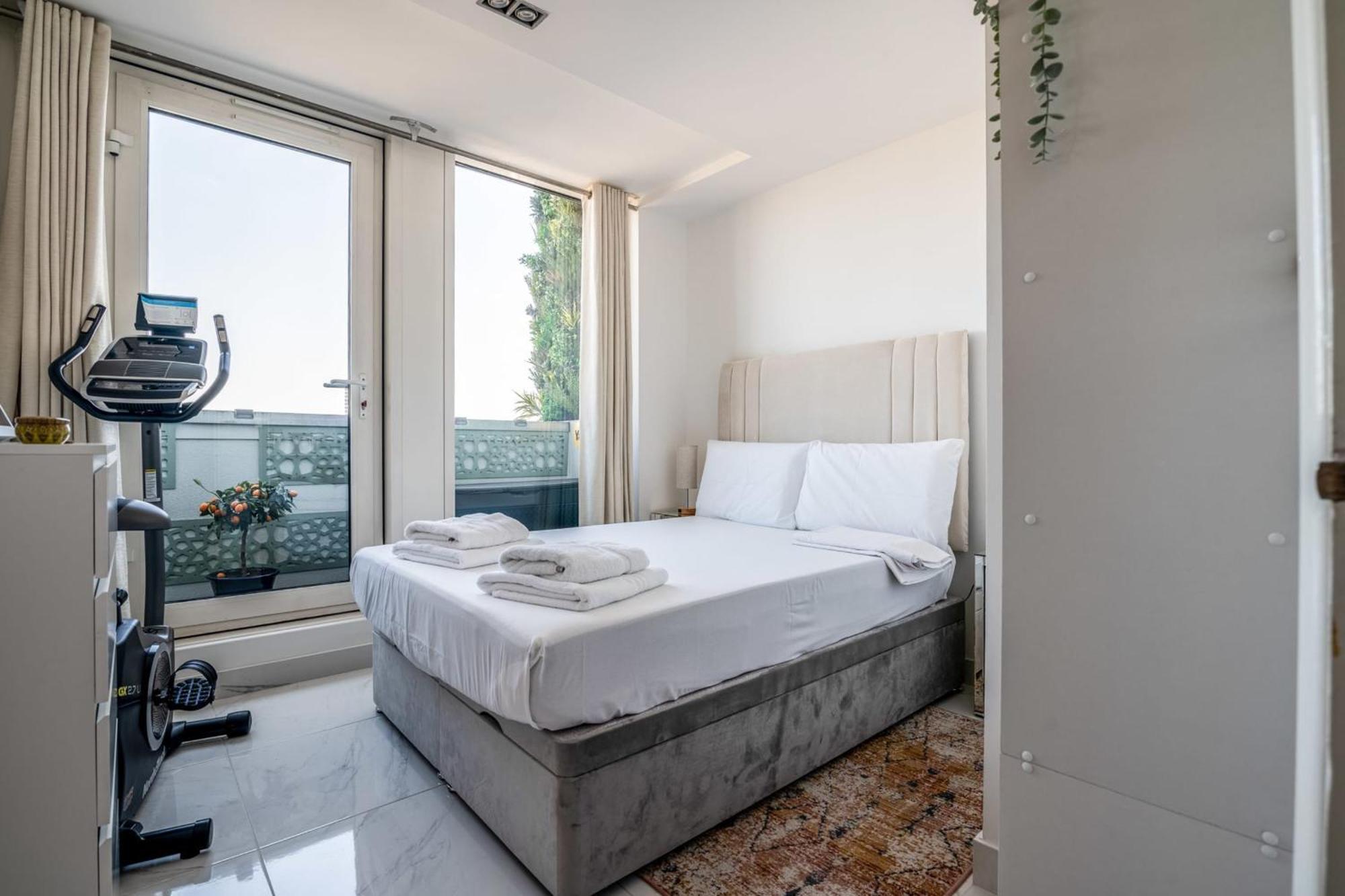 Canary Wharf Retreat With Free Secure Parking Londres Exterior foto