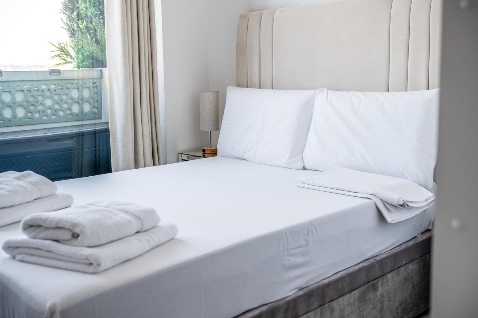 Canary Wharf Retreat With Free Secure Parking Londres Exterior foto